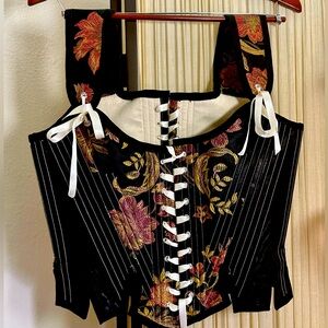 🍃🌺 1700’s FRONT / BACK LACE STAY 🌺🍃